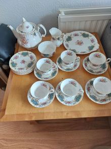 Royal albert Berkeley tea set