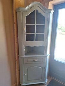 Corner unit