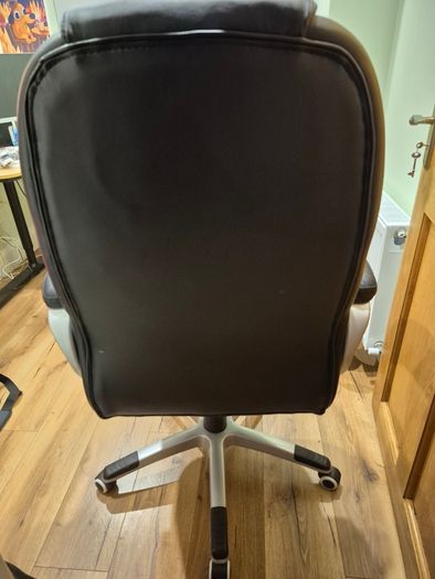 Office/gaming chair