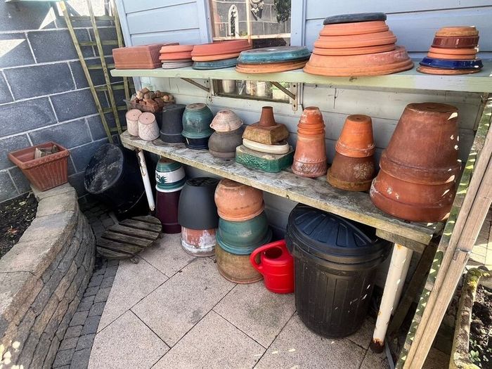 Garden pots