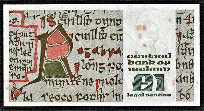(26)  Ireland  1989  Unc  1 Pound  Queen  Medb