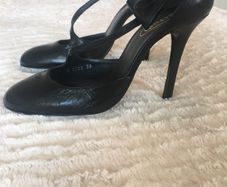 Classic Black Bow Detail Heels size 39