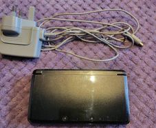 Nintendo 3ds 64GB Modded