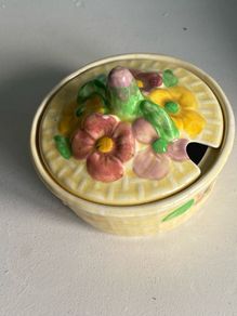 Wade  floral  lidded pot