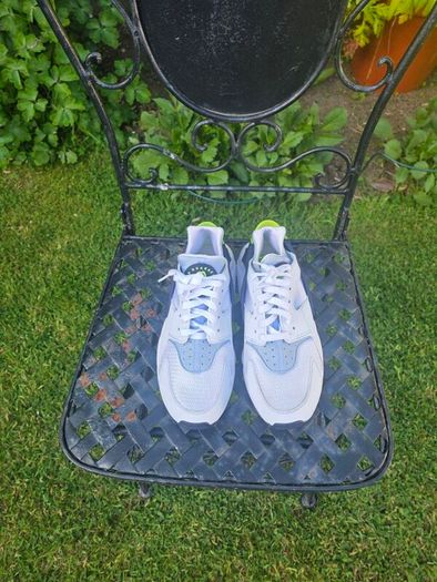 Nike Air Huarache Men's Trainers DV6825-100 Size UK7, EU41