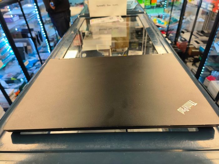2in1 Lenovo ThinkPad L13 Yoga Convertable 13.3", Intel i7 10th Gen 16GB RAM 500GB SSD Windows 11 Pro (Touch Screen)