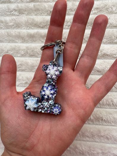 Smiggle Frozen 2 Keyring Letter L Please see photos