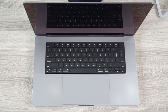 MacBook Pro 16" 32GB | 2021 | M1 Pro | 512GB