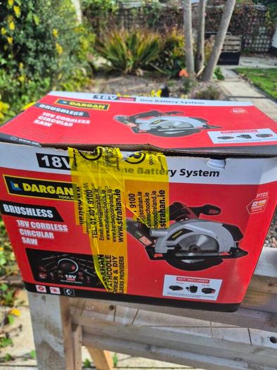 New Dargan Circular Saw with battery and charger