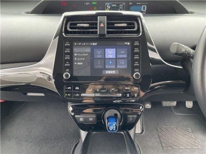 Toyota Prius 2021 price negotiable urgent sale