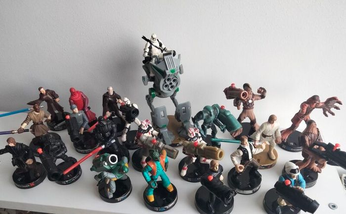 Star Wars Attacktix figures x21