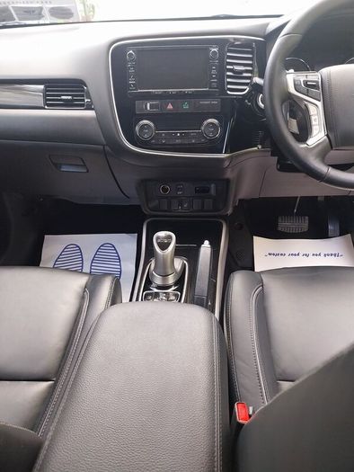 Mitsubishi Outlander 2016