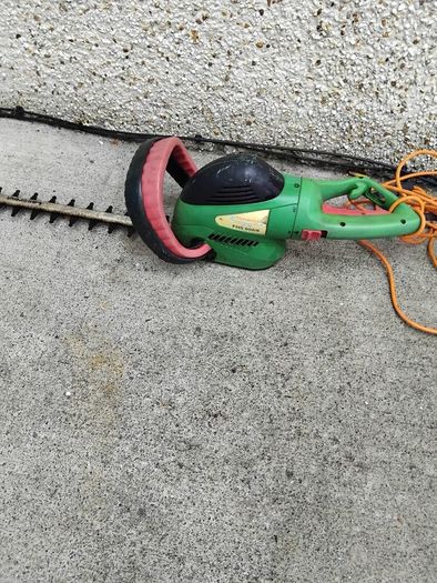 hedge trimmers