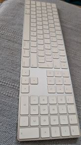 Apple Magic Keyboard
