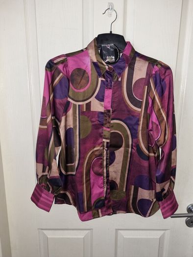 Rant & Rave Satin Shirt Size 10 (nwt)