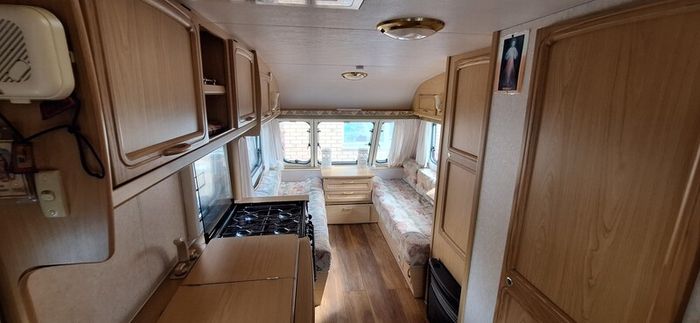 2001 Bailey Ranger 5-Berth Caravan