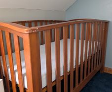 Mamas and Papas Convertible Cotbed / Toddler Bed / Daybed (Used / Solid Wood)