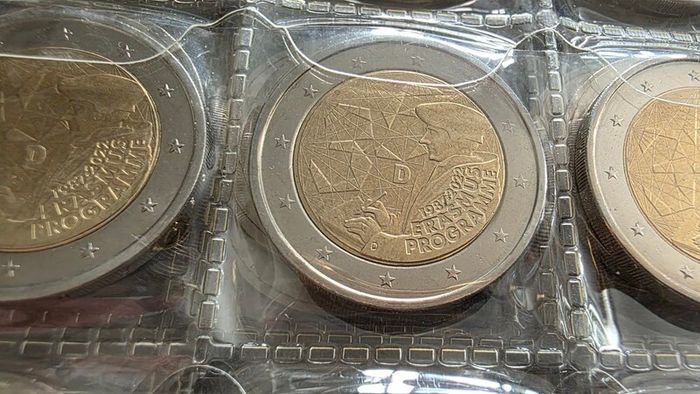2 euro coin