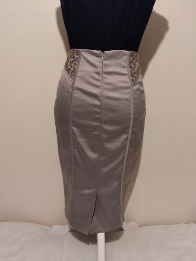 Beautiful Occasion Skirt New With Tags