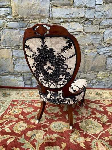 Antique Victorian Walnut bedroom Chair.