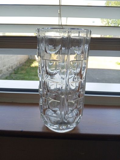crystal vase