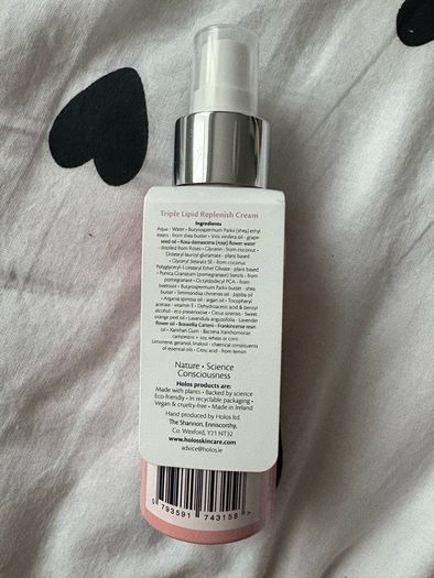 holos super natural activity triple lipid replenish cream