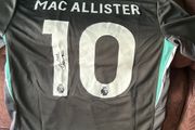 Mac Allister signed Liverpool jersey