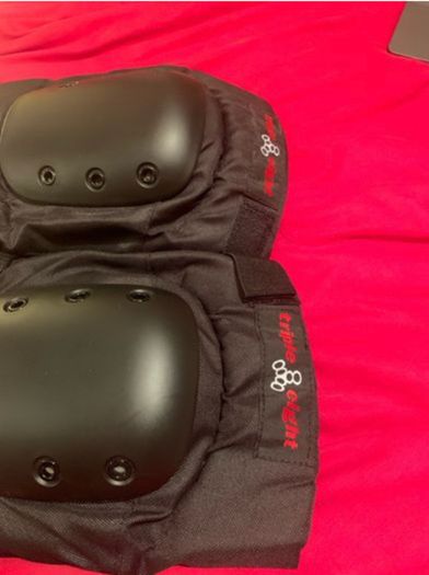 Triple 8 KP 22 BMX/Skateboard knee pads (brand new)