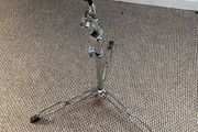 tama stand