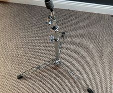 tama stand
