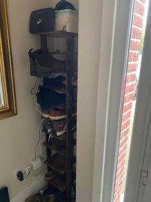 Shoe stand