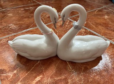 Lladro endless love swans