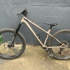 Commensal  Meta HT AM 2021 - Frame M Size