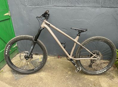 Commensal  Meta HT AM 2021 - Frame M Size