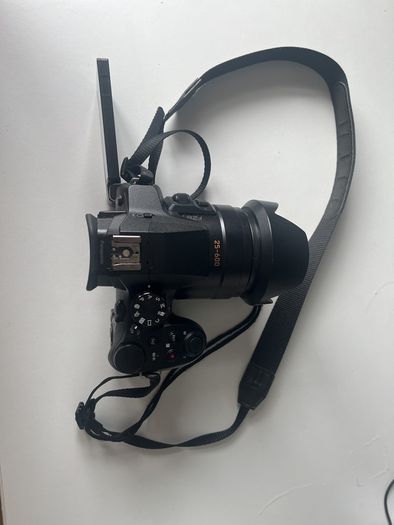 Panasonic Lumix DMC FZ330 Camera - excellent condition