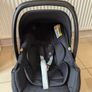 Maxi Cosi Tinca car seat and Iso Base Image 7