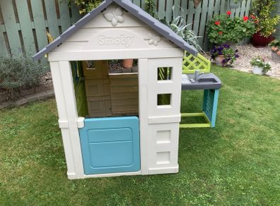 Garden playhouse.