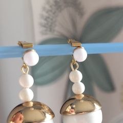 Vintage Earrings Gold tone Baubles