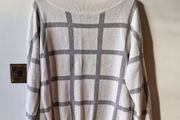 Grey/white oversized check jumper