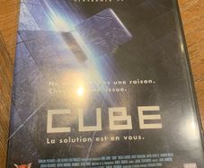 Cube (1997)