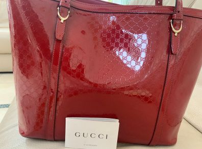 Gucci  MicroGuccissima Tote Red