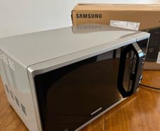 Microwave Oven Samsung 23L