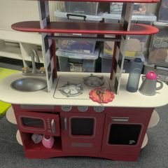 FREE Toy Kitchen