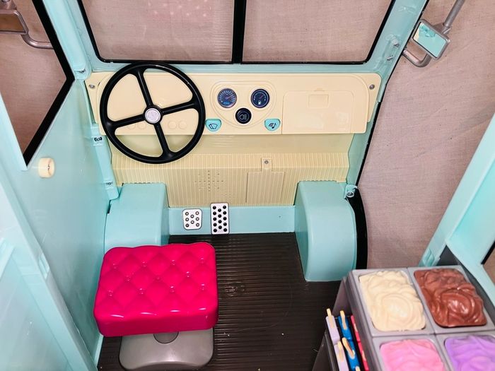 Generation Doll: Ice Cream Van