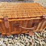 picnic basket Image 5
