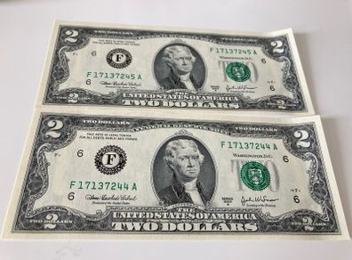 USA 2 Dollars notes with consecutive numbers year 2003