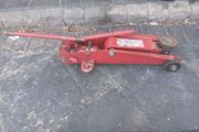 car jack