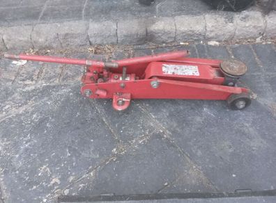 car jack
