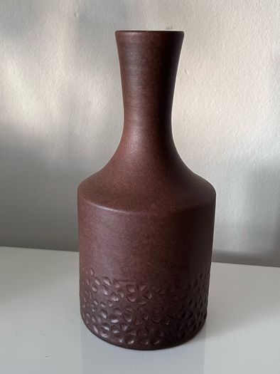 Hyonsun Rhee, 1960s ceramic vase, Swedish company