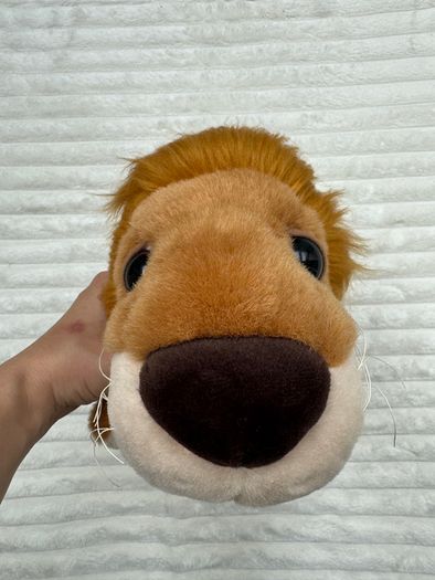 Big Headz Lion Dreamy Eyes Used Please see pictures